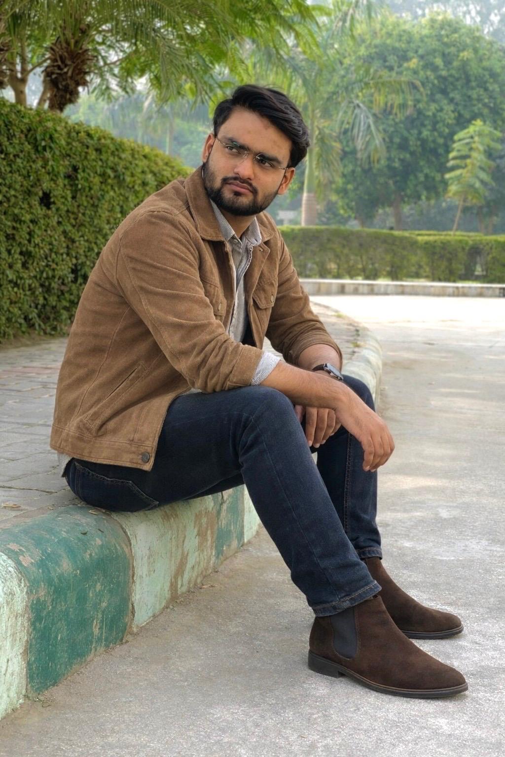 Uveash Rangrezz